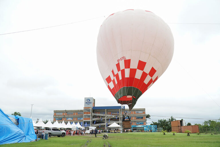 Praça da Cidadania (Piçarras)