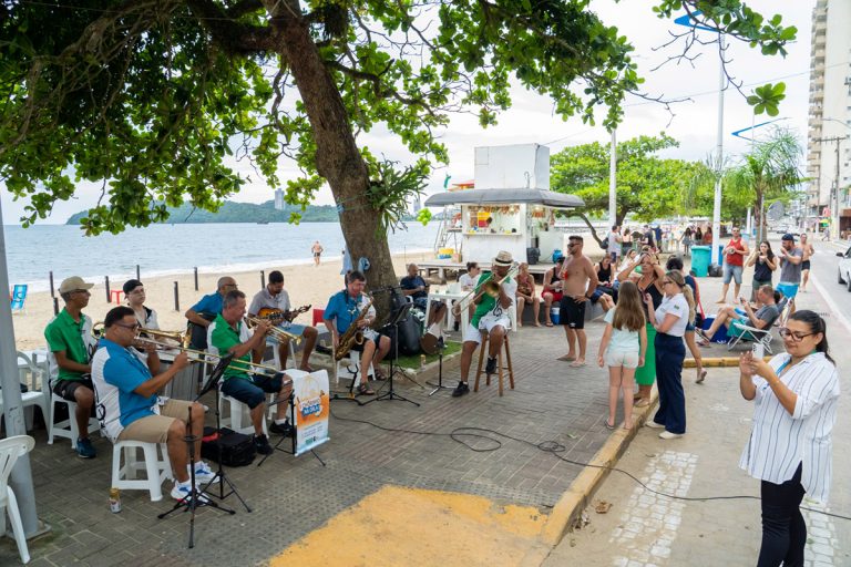 Chorinho na Orla (Piçarras)