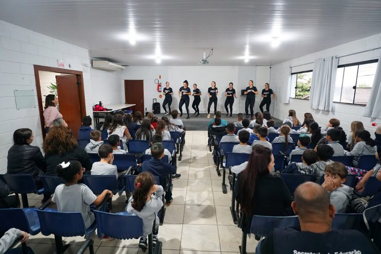 2º Piçarras em Dança – Casa Azul
