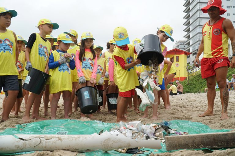 Ação ambiental – Eco Local Brasil (Barra Velha)