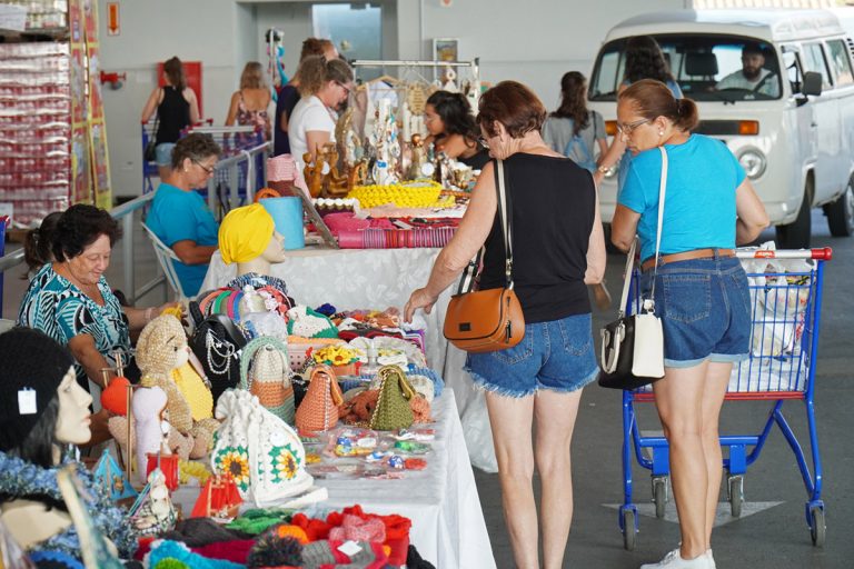 Feira de artesanato (Piçarras)